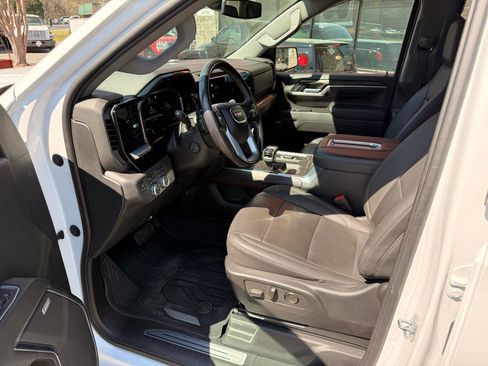 Used 2022 GMC Sierra 1500 SLT w/ SLT Premium Package image 11