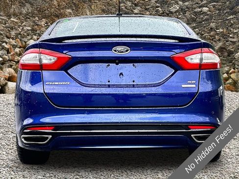 Used 2016 Ford Fusion SE FWD image 4
