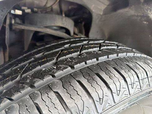 Used 2012 Ford Expedition EL XLT RWD image 12