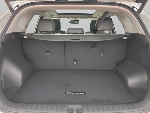 Used 2017 Hyundai Tucson Limited w/ Limited Ultimate Package 03 image 9