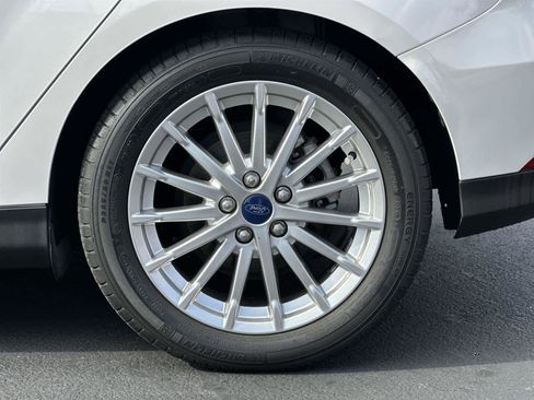 Used 2015 Ford Focus Electric Hatchback image 8