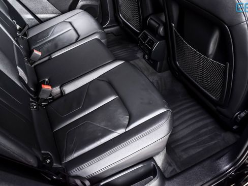 Used 2020 Audi Q3 2.0T Premium w/ Convenience Package image 24