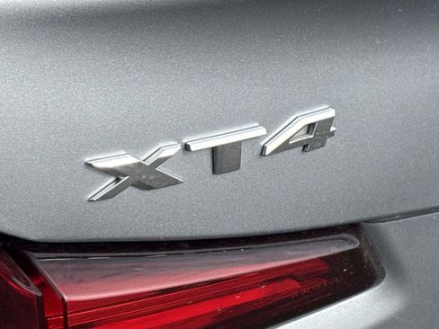 Used 2024 Cadillac XT4 Premium Luxury image 33