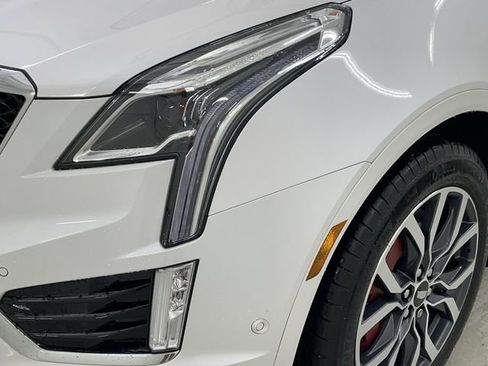 Certified 2025 Cadillac XT5 Sportv w/ Technology Package image 15