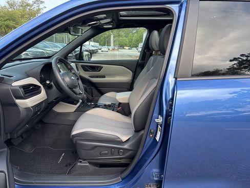 Used 2026 Subaru Forester Premium image 10