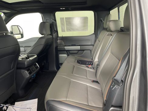 New 2025 Ford F150 Lariat w/ Equipment Group 502A High image 17