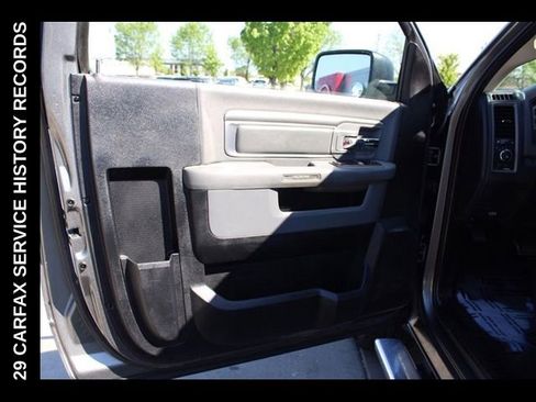 Used 2013 RAM 1500 Express RWD image 17