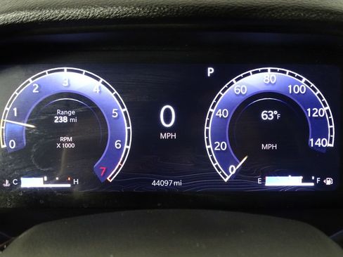 Used 2023 Jeep Grand Cherokee L Laredo image 28