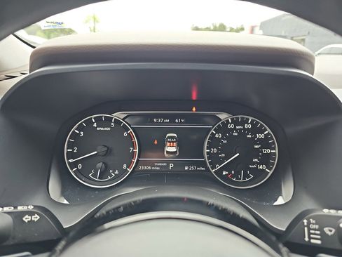 Used 2023 Nissan Rogue SV FWD image 20