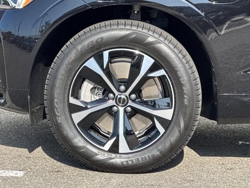 New 2026 Volvo XC60 T8 Core AWD/4WD image 29