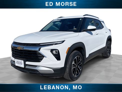 Used 2024 Chevrolet TrailBlazer LT AWD/4WD image 1