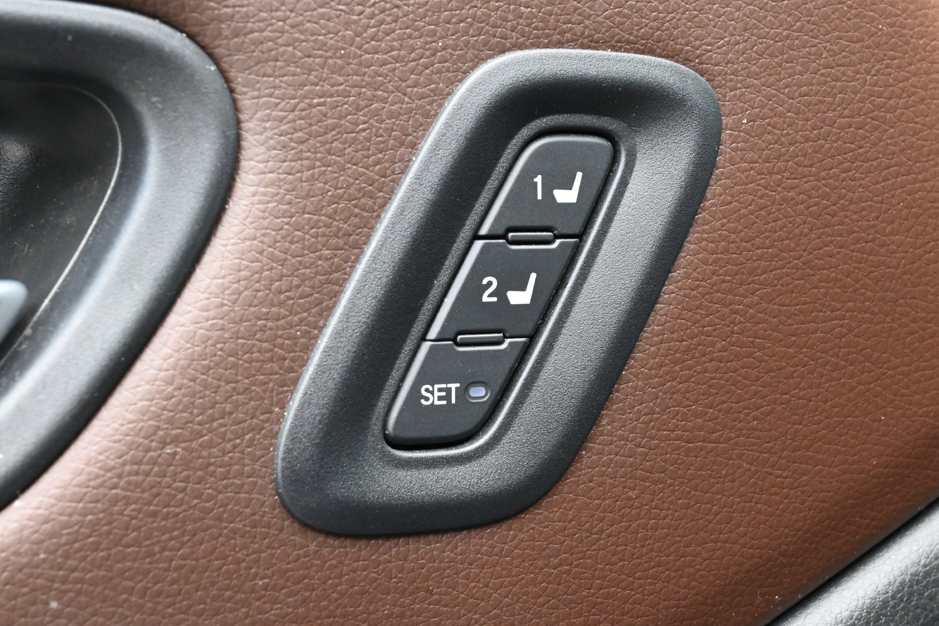 Used 2024 Honda Pilot Elite image 15