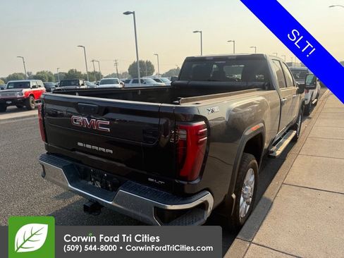 Used 2024 GMC Sierra 3500 SLT AWD/4WD image 7