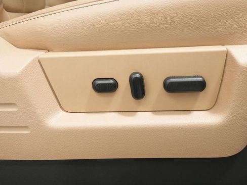 Used 2013 Ford F150 Lariat w/ Luxury Equipment Group AWD/4WD image 28
