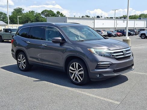 Used 2018 Honda Pilot Elite image 3