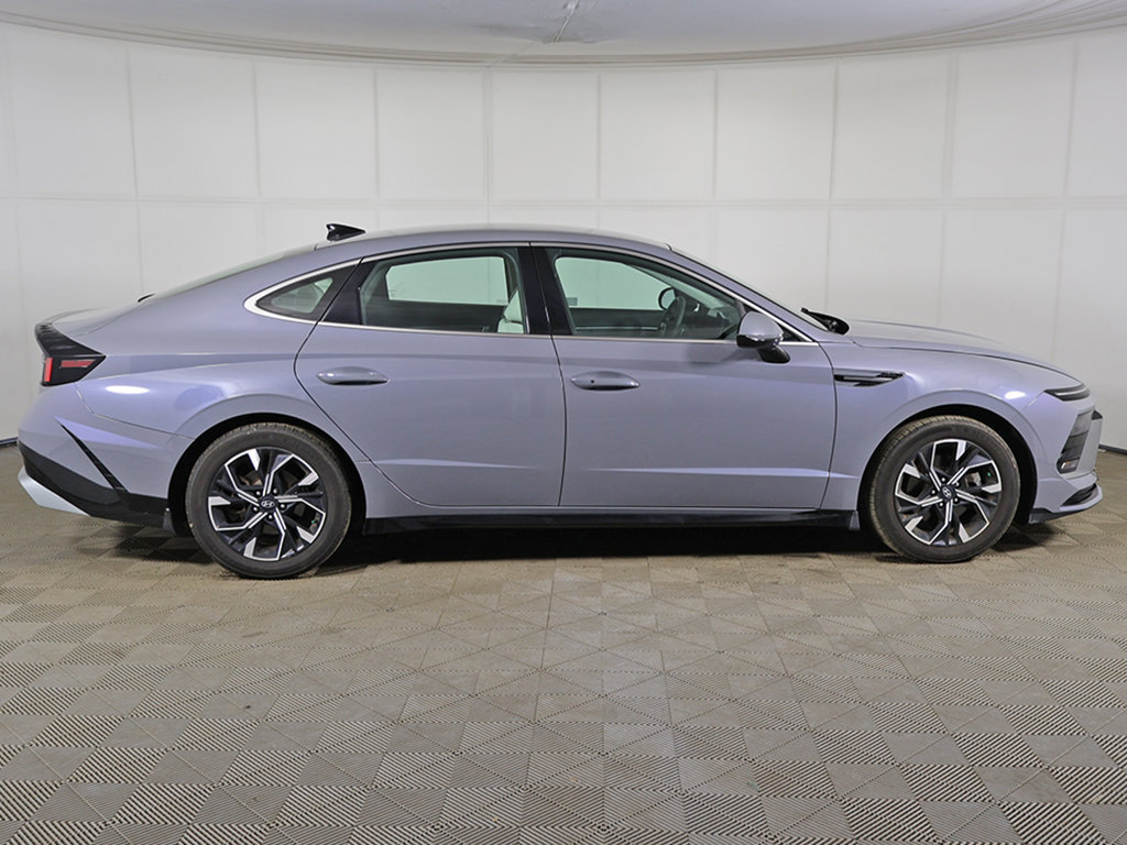 Used 2024 Hyundai Sonata SEL AWD/4WD image 13
