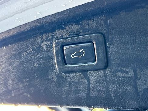 Used 2016 Subaru Outback 2.5i Limited AWD/4WD image 47