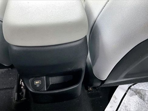 Used 2023 Hyundai Kona SEL image 10