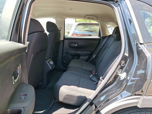 Used 2023 Honda HR-V LX image 10