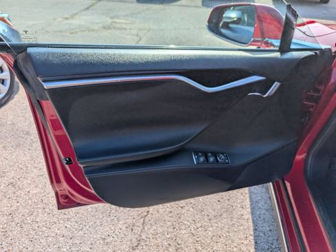 Used 2013 Tesla Model S Performance RWD image 11