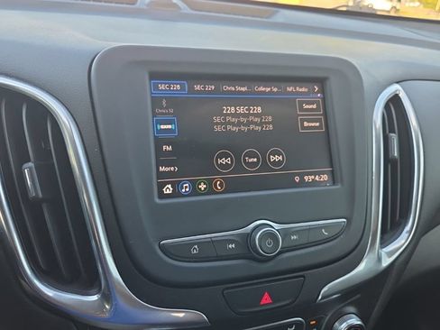 Used 2020 Chevrolet Equinox LT w/ Sport Edition FWD image 38