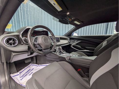 Used 2020 Chevrolet Camaro LT w/ RS Package RWD image 13