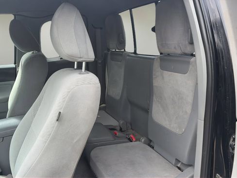 Used 2011 Toyota Tacoma 4x4 Access Cab V6 w/ SR5 Pkg #2 image 14