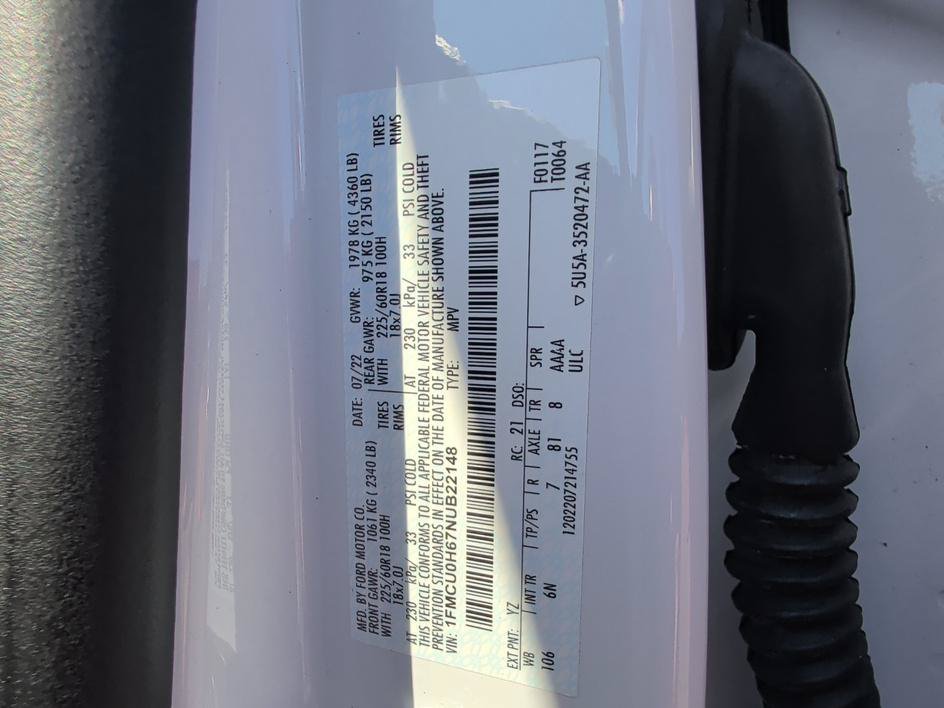 Used 2022 Ford Escape SEL w/ Technology Package FWD image 32