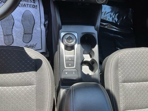Used 2025 Ford Escape Active AWD/4WD image 33