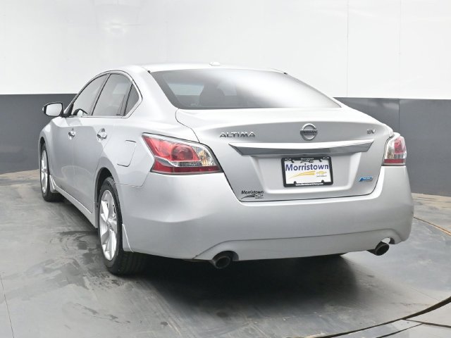 Used 2014 Nissan Altima 2.5 SV w/ Convenience Package FWD image 12