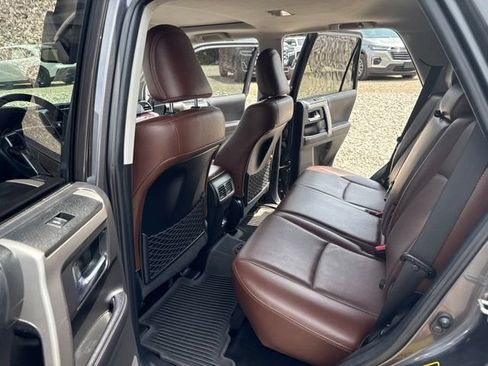 Used 2022 Toyota 4Runner Limited AWD/4WD image 17
