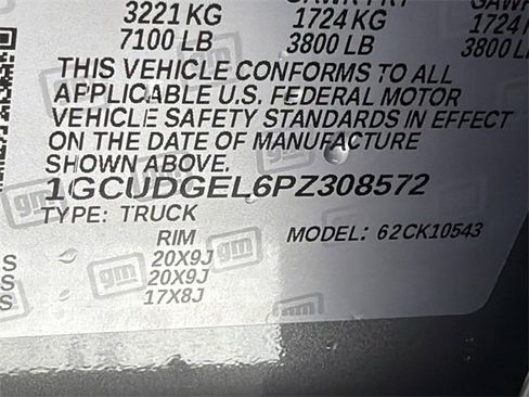 Used 2023 Chevrolet Silverado 1500 LTZ w/ LTZ Premium Package image 33