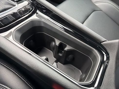 New 2026 Jeep Compass Limited image 16