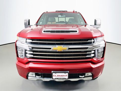 Used 2023 Chevrolet Silverado 2500 High Country AWD/4WD image 3