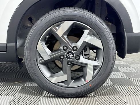 New 2026 Hyundai Venue SEL image 44
