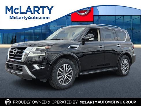 Used 2024 Nissan Armada SL w/ Captain's Chairs Package image 1