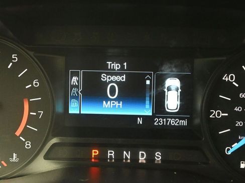 Used 2019 Ford Explorer FWD image 16