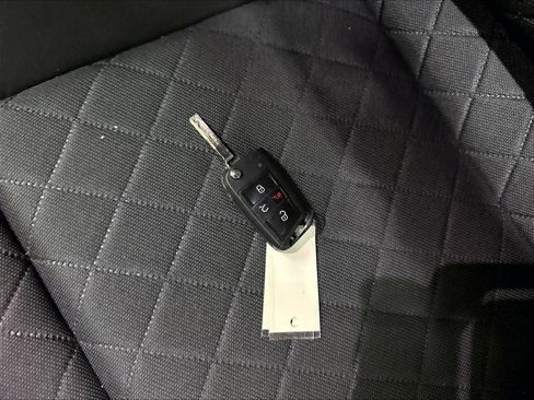 Used 2021 Volkswagen Atlas Cross Sport S FWD image 13