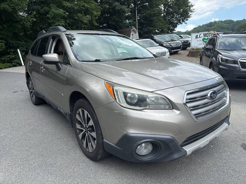 Used 2015 Subaru Outback 2.5i Limited AWD/4WD image 5