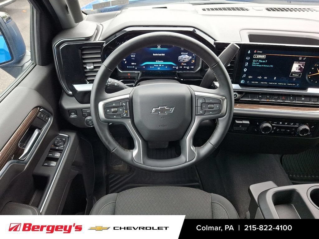Certified 2026 Chevrolet Silverado 1500 RST AWD/4WD image 14