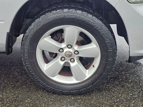 Used 2013 RAM 1500 Express image 9