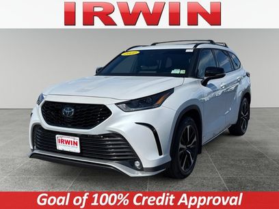 Used 2022 Toyota Highlander XSE