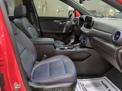 Used 2025 Chevrolet Blazer RS w/ Driver Confidence II Package image 9