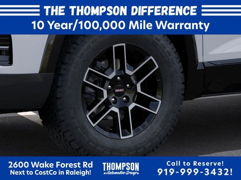 New 2027 GMC Terrain AT4 w/ Technology Package II AWD/4WD image 12