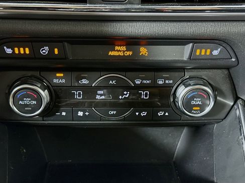 Used 2018 MAZDA CX-9 Grand Touring image 16