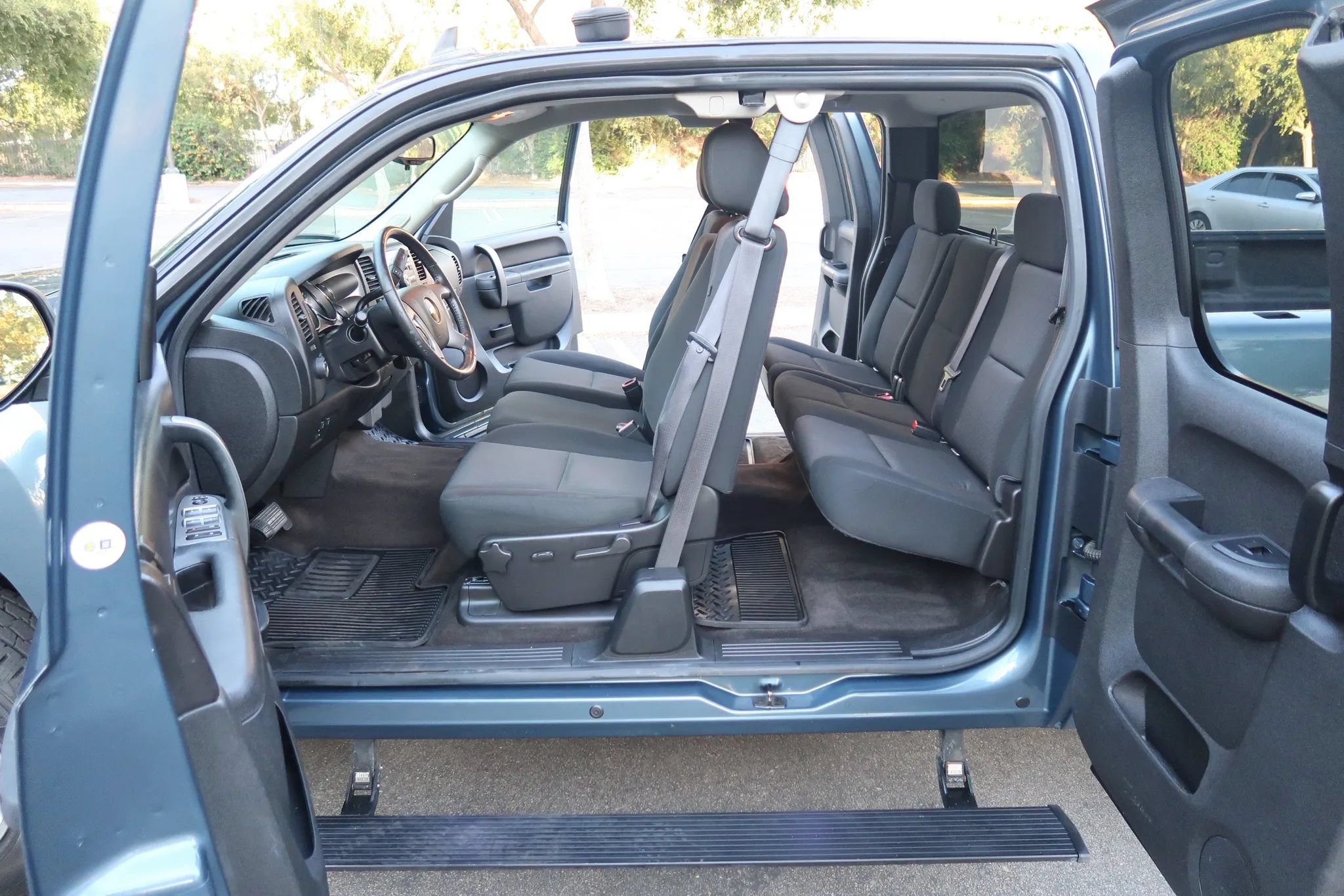 Used 2012 Chevrolet Silverado 1500 LT w/ All-Star Edition RWD image 13