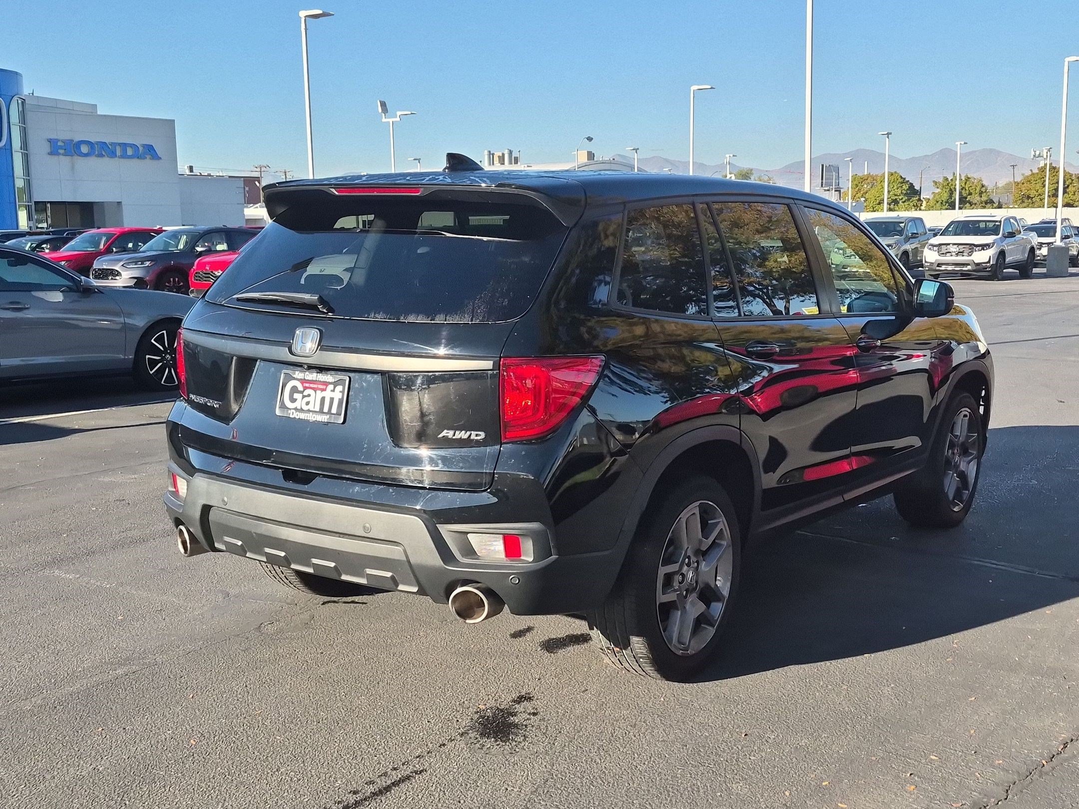 Used 2023 Honda Passport EX-L image 3