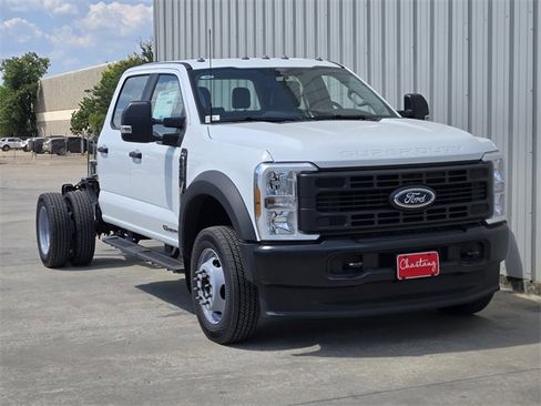 New 2026 Ford F450 XL image 2