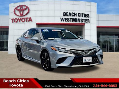 Certified 2020 Toyota Camry XSE FWD image 2