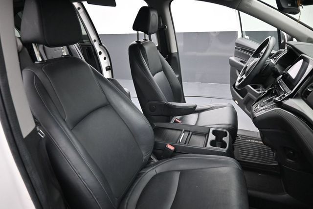 Used 2023 Honda Odyssey Touring image 27